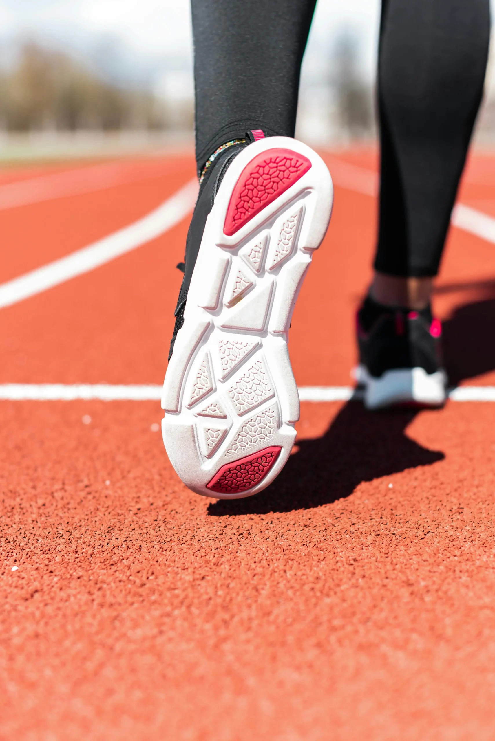 barefoot vs minimalist shoe soles